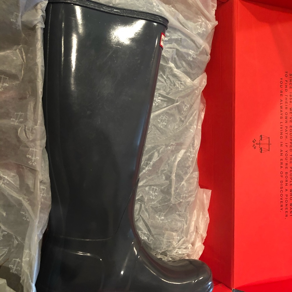 Hunter Boots - image 4